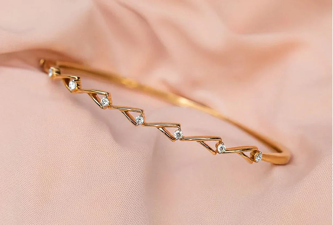 5 Must-Have Regular-Wear Bangles In Season With Modern Designs